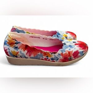 Skechers Women's Floral Slippers - Red, Pink, Blue